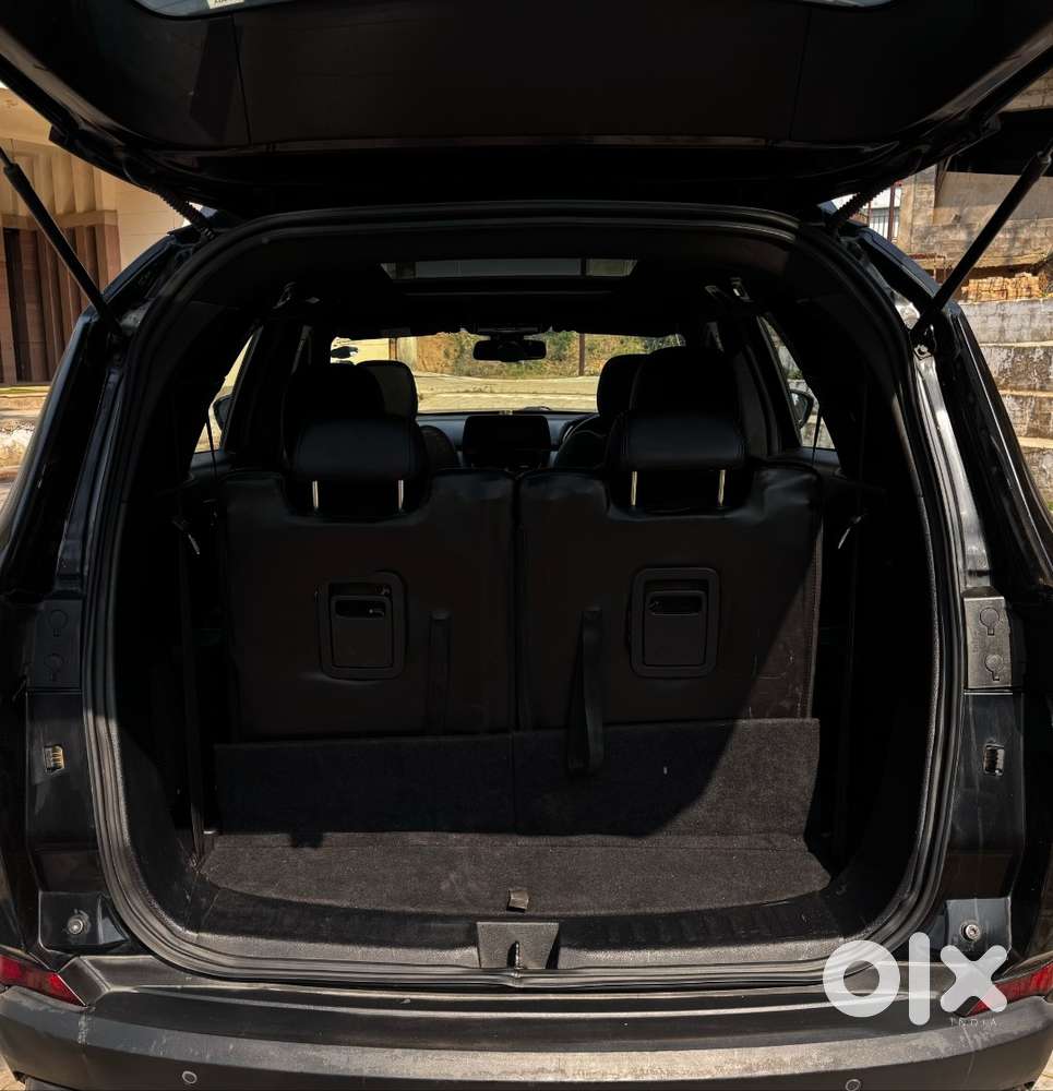2022-23 Tata Safari Xz+ Dark Edition  Manual - Diesel  Single Owner