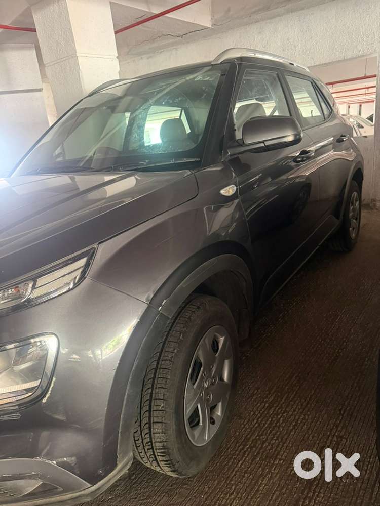 Hyundai Venue Petrol Manual 2020