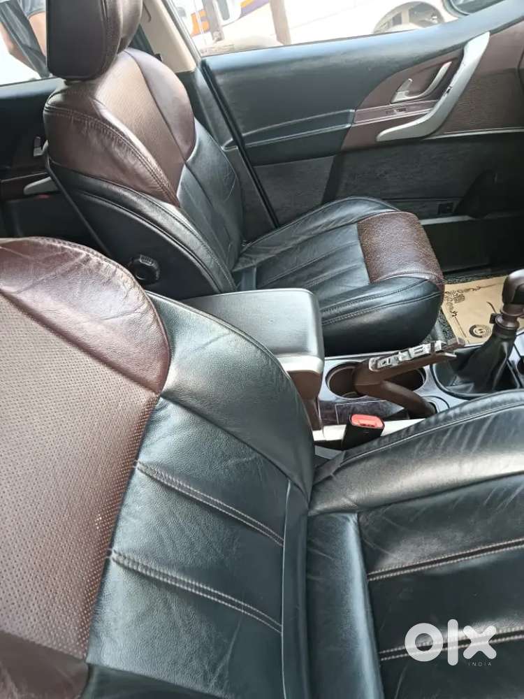 Mahindra Xuv500 2014 Diesel 115000 Km Driven