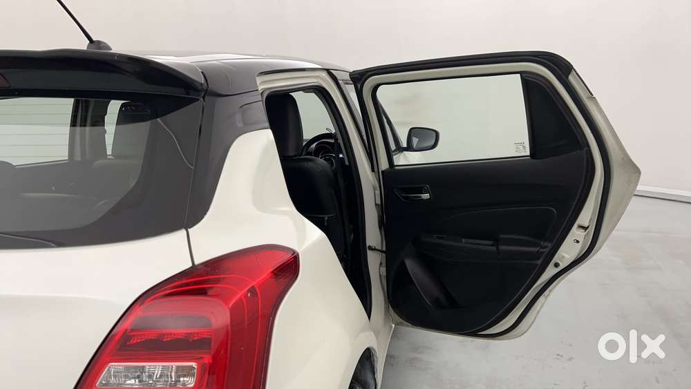 Maruti Suzuki Swift Zxi Plus Amt Dual Tone, 2022, Petrol