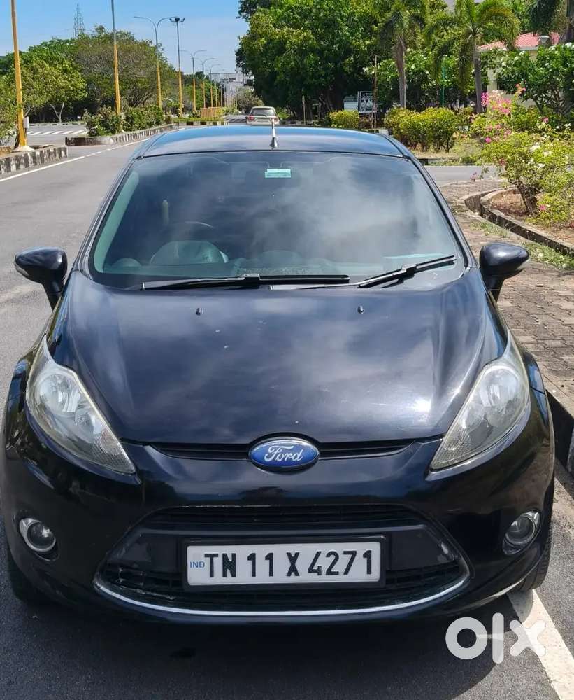 Ford Fiesta At Plus 2013