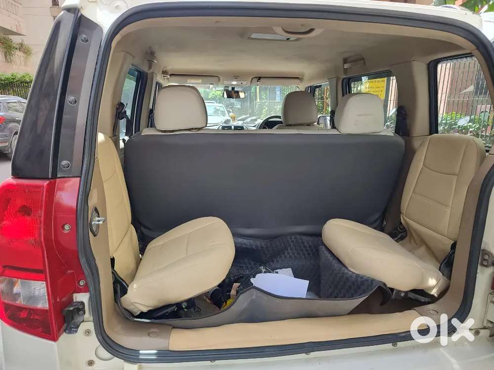 Mahindra Tuv 300,
November 2019 , Diesel,manual.