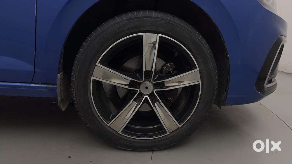 Volkswagen Virtus 1.0 Topline Tsi At, 2022, Petrol