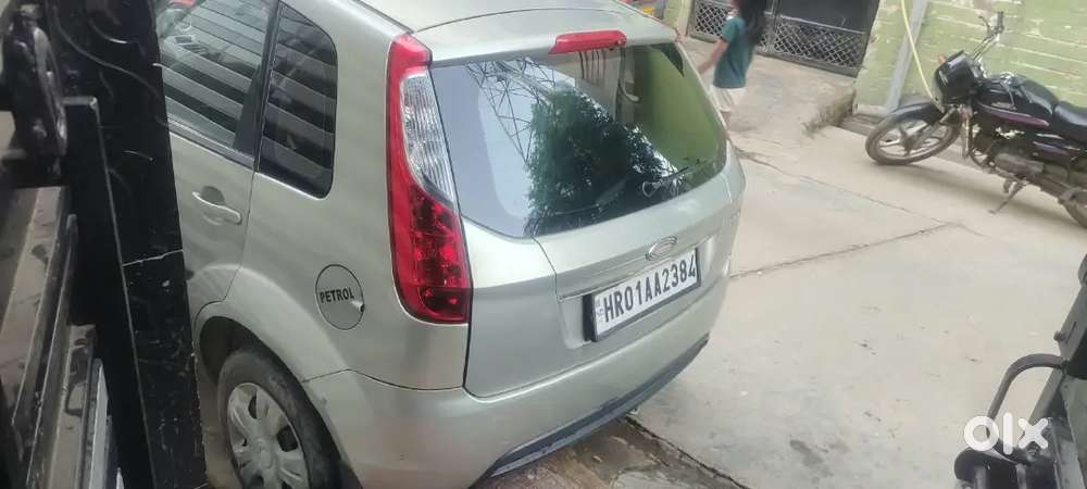 Ford Figo 1.2 Petrol 2010