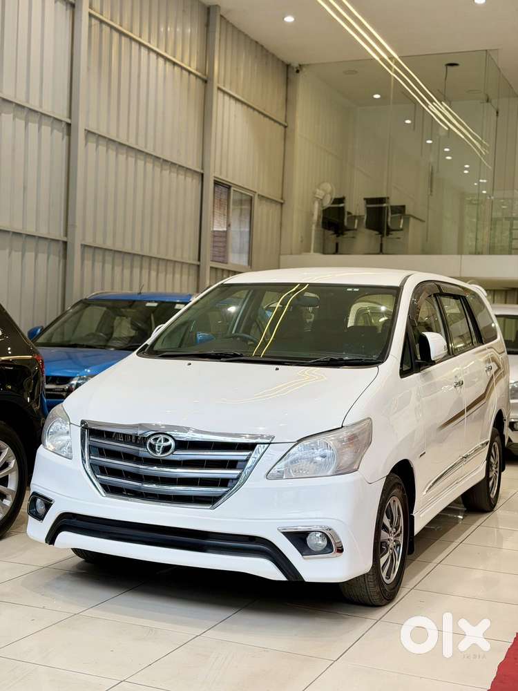 Toyota Innova 2.5 Vx 8 Str, 2015, Diesel