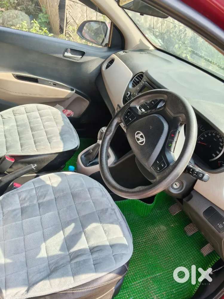 Hyundai Grand I10 2015 Petrol 53000 Km Driven 1st Owner.