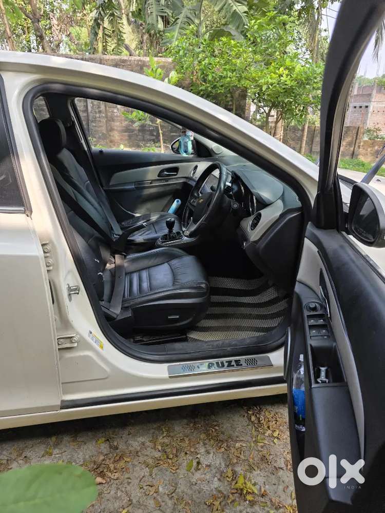 Chevrolet Cruze 2014 Diesel Well Maintained.
