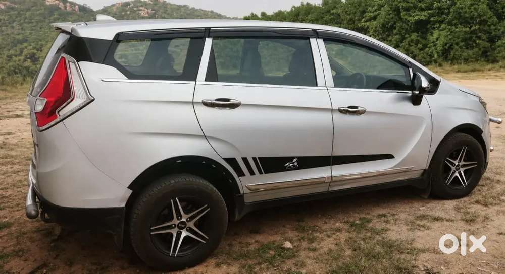 Mahindra Marazzo 2020 With Showroom Track