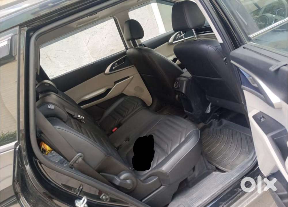 Kia Carens G1.5 6mt Gravity, 2025, Petrol