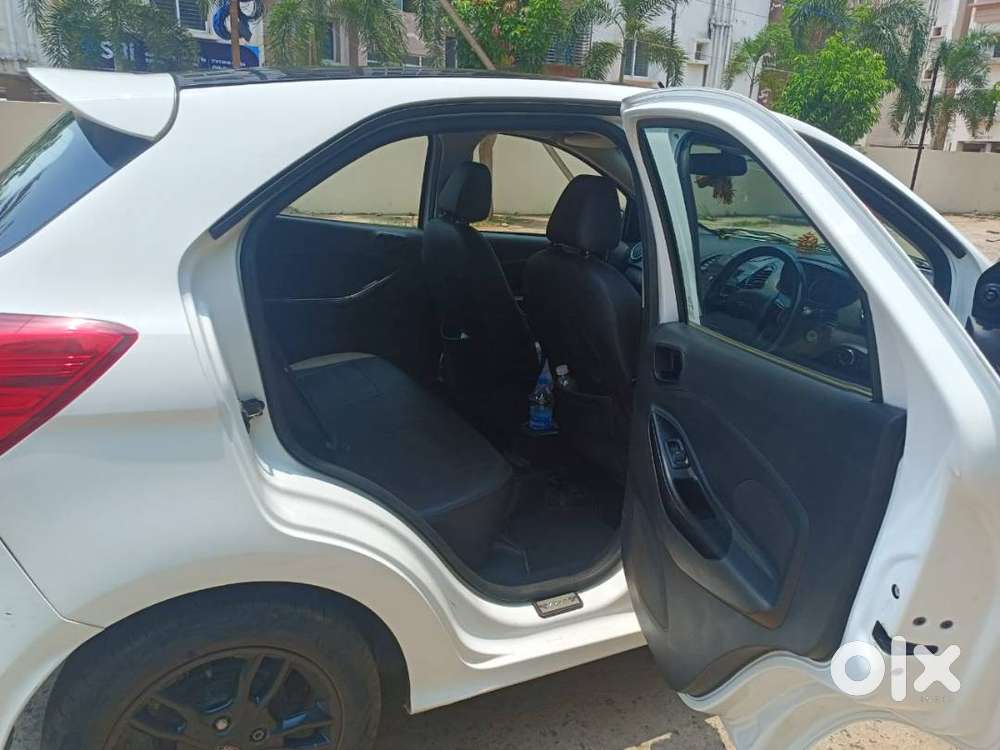 Ford Figo Petrol 2018