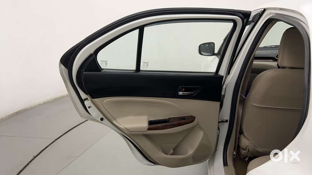 Maruti Suzuki Dzire 1.2 Zxi Plus Amt, 2017, Petrol