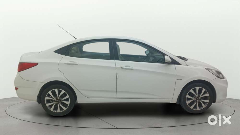 Hyundai Verna Fluidic 1.6 Vtvt Sx Automatic, 2014, Petrol