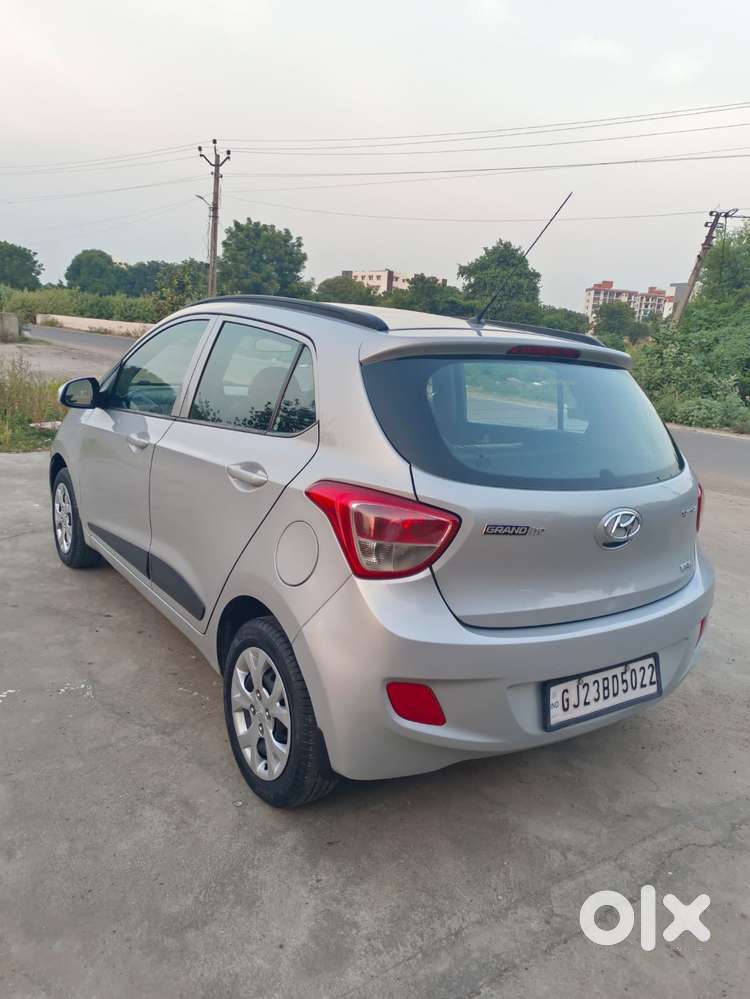 Hyundai Grand I10 Sportz Cng, 2016, Cng & Hybrids