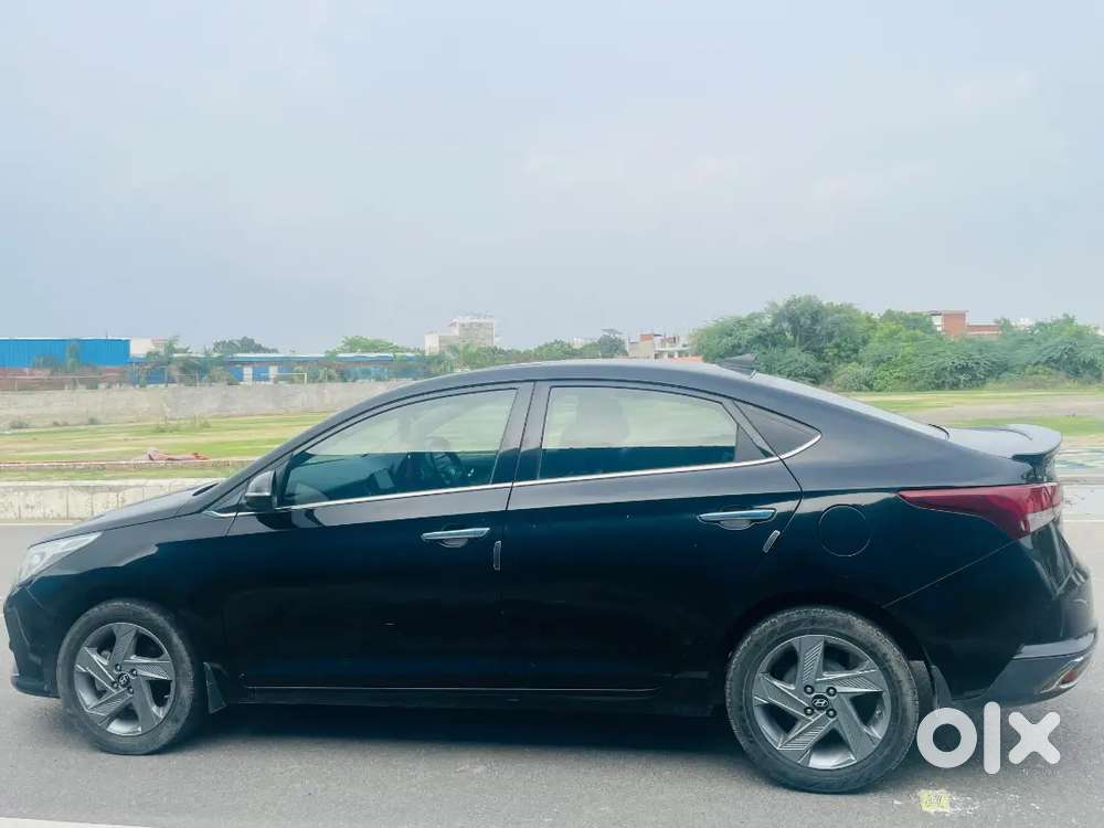 Hyundai Verna Sunroof Diesel Sx Crdi Mt 2021