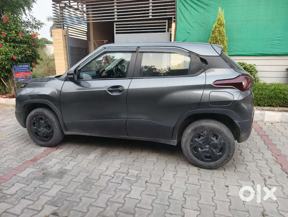 Tata Punch Pure 2024