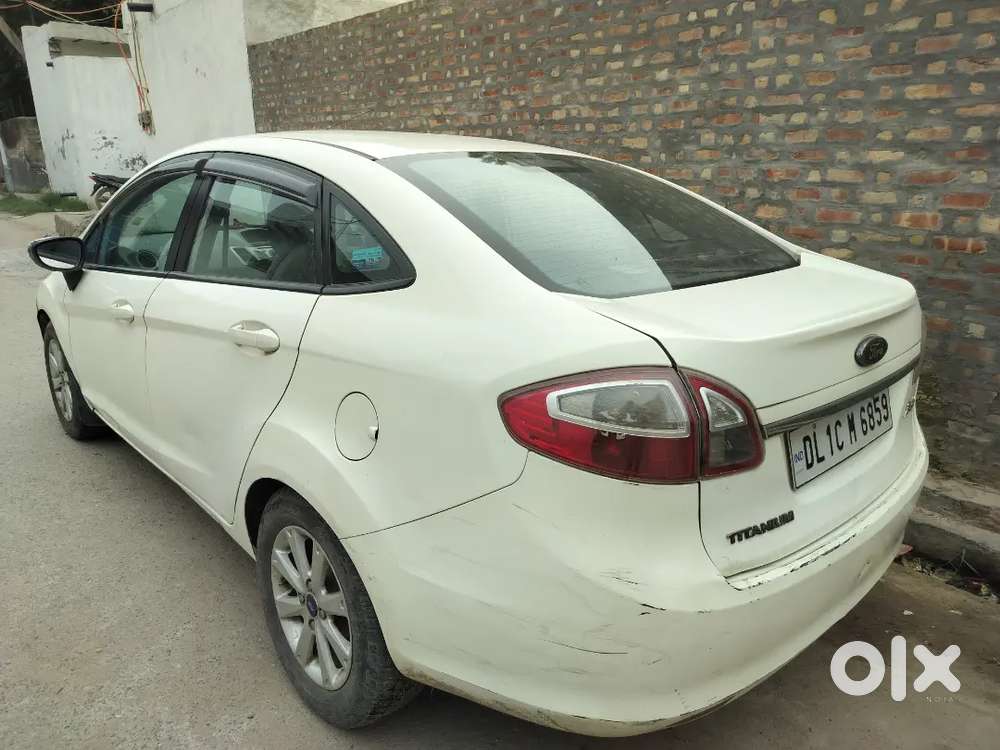 2012 Ford Fiesta Titanium  Petrol + Cng  77,000 Km Driven