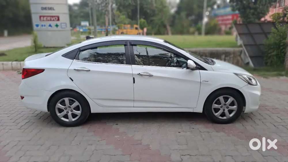 Hyundai Verna Sx 2012 All Woking Very Good Condition