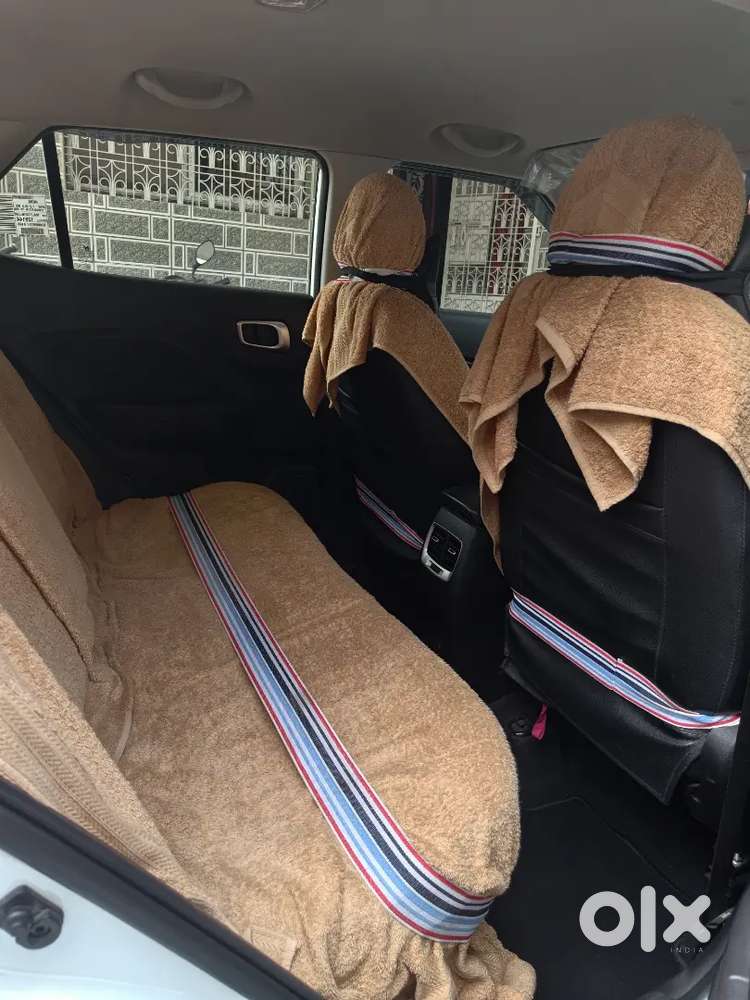 Hyundai Venue 2020 Petrol Well Maintained,