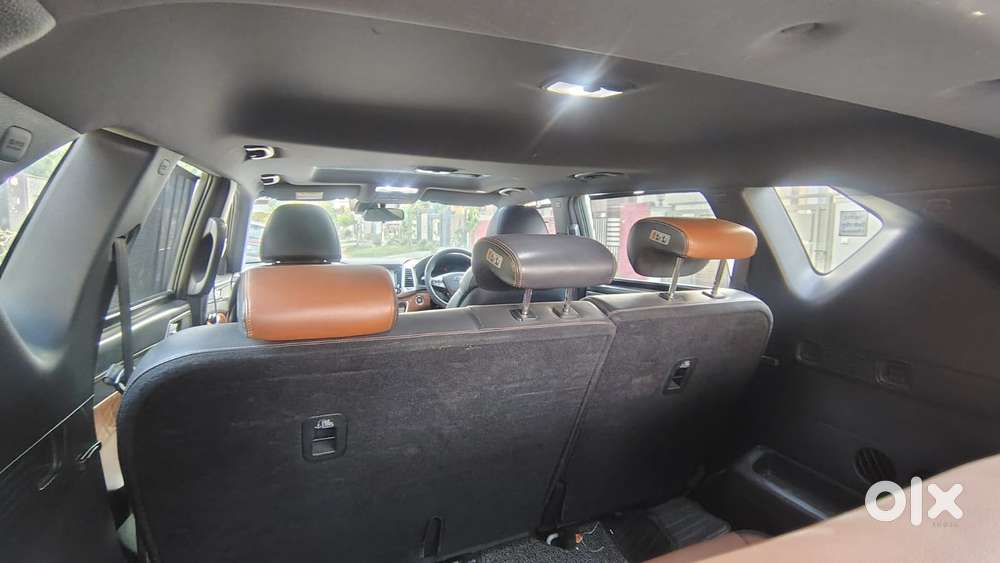 Mahindra Alturas G4 4wd At, 2022, Diesel