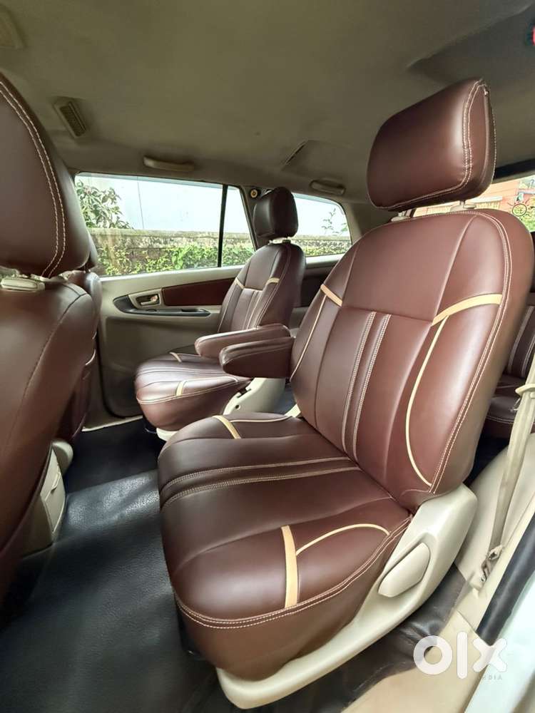 Toyota Innova Diesel 2011
