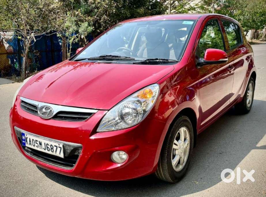 Hyundai I20 2009-2011 1.4 Asta (at), 2011, Petrol