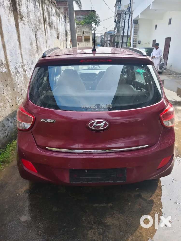 Hyundai I10 Sportz Petrol 2014