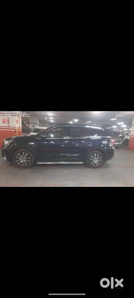 Mahindra Xuv700 2022 Petrol Good Condition( Ts07ja8055)
