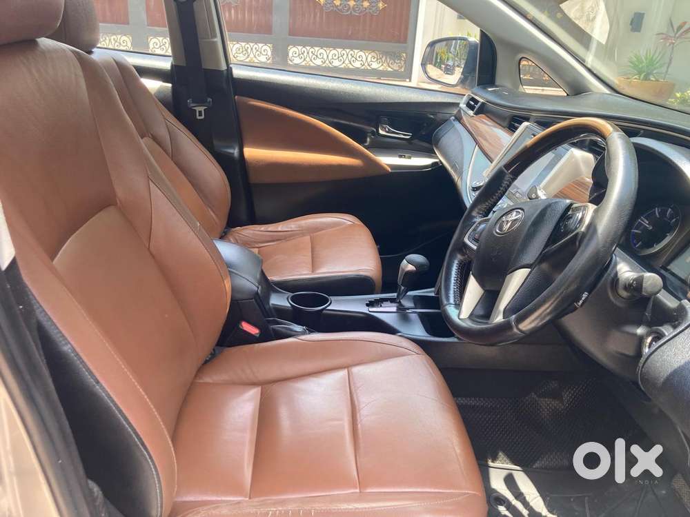 Toyota Innova Crysta 2.8 Zx At, 2016, Diesel