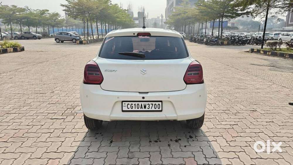 Maruti Suzuki Swift Vvt Zxi, 2022, Petrol