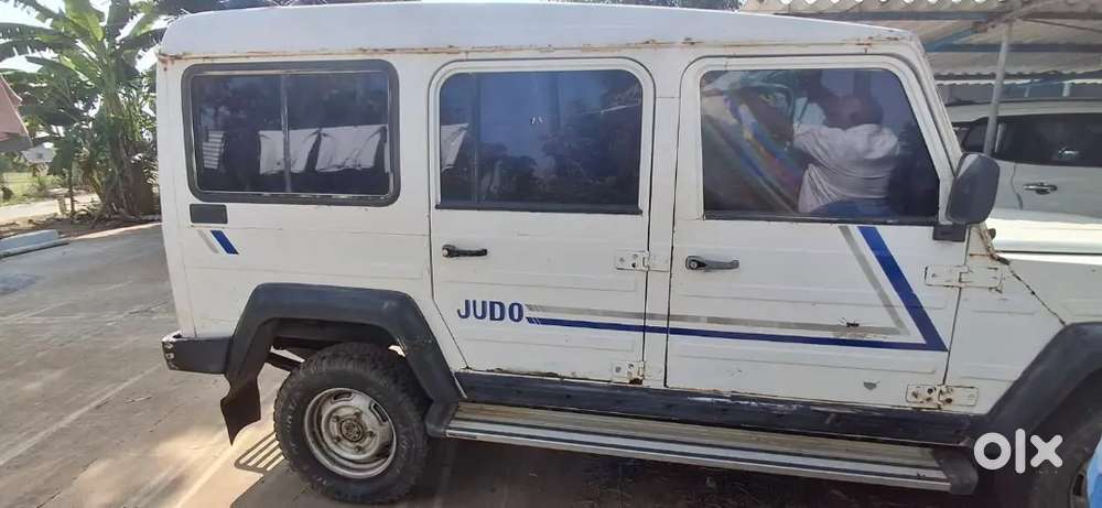 Force Motors Trax Cruiser 2003 Diesel