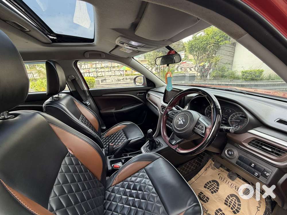 Maruti Suzuki Vitara Brezza Zxi + Mt Dual Tone, 2023, Petrol