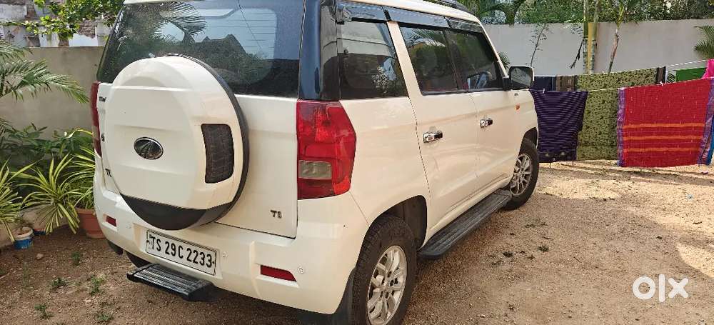 Mahindra Tuv 300 T8 2017 Diesel 76300 Km Driven