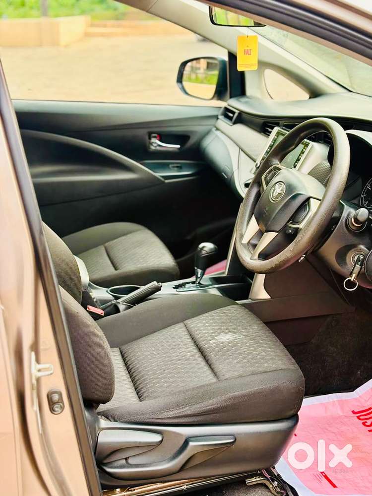Toyota Innova Crysta [2020-ongoing] 2.4 Gx At 7 Str, 2021, Diesel