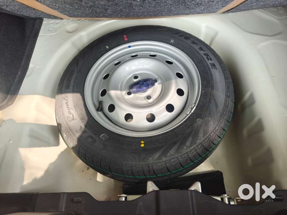 Maruti Suzuki Swift Dzire 1.2 Lxi Bsiv, 2023, Petrol