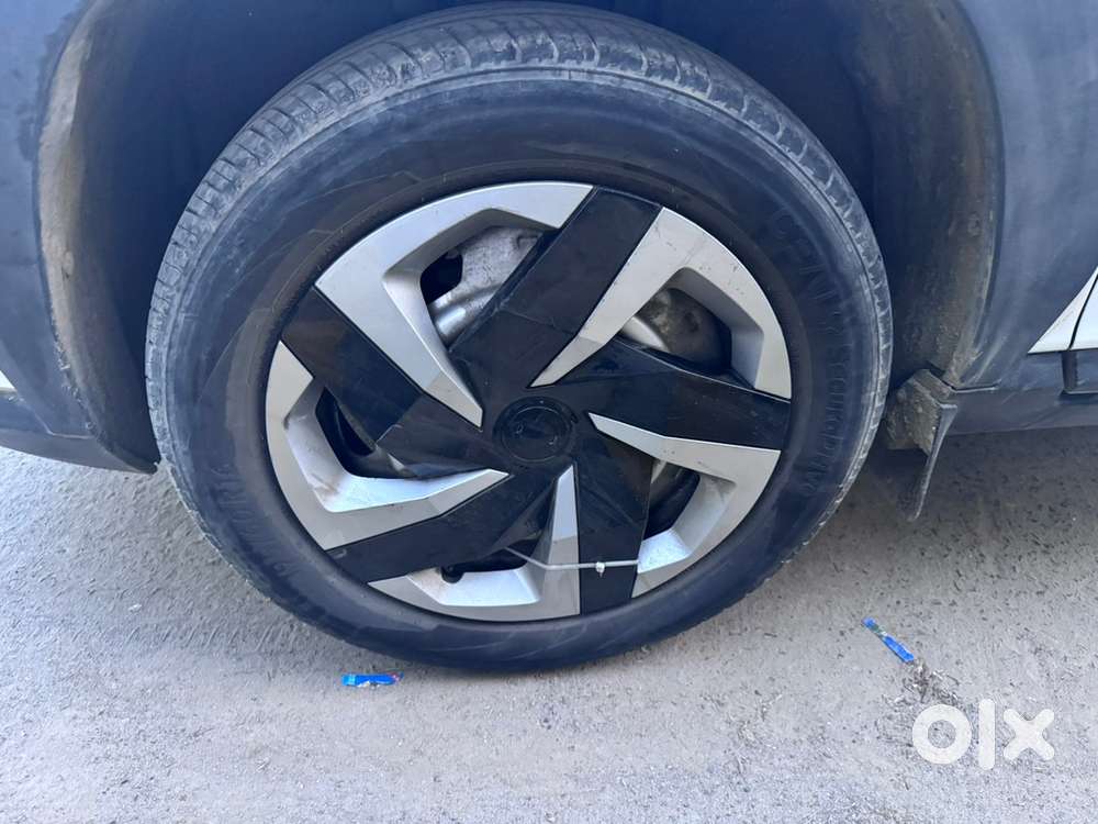 Nissan Petrol Car 2021