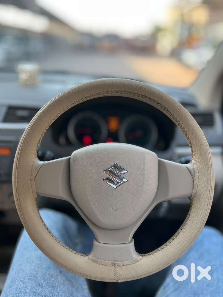 Maruti Suzuki Ertiga Vxi Shvs, 2013, Petrol