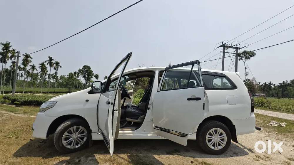 Toyota Innova 2013