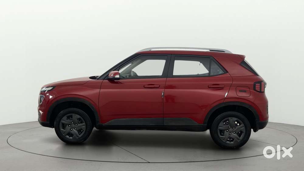 Hyundai Venue 1.2 S (o), 2023, Petrol