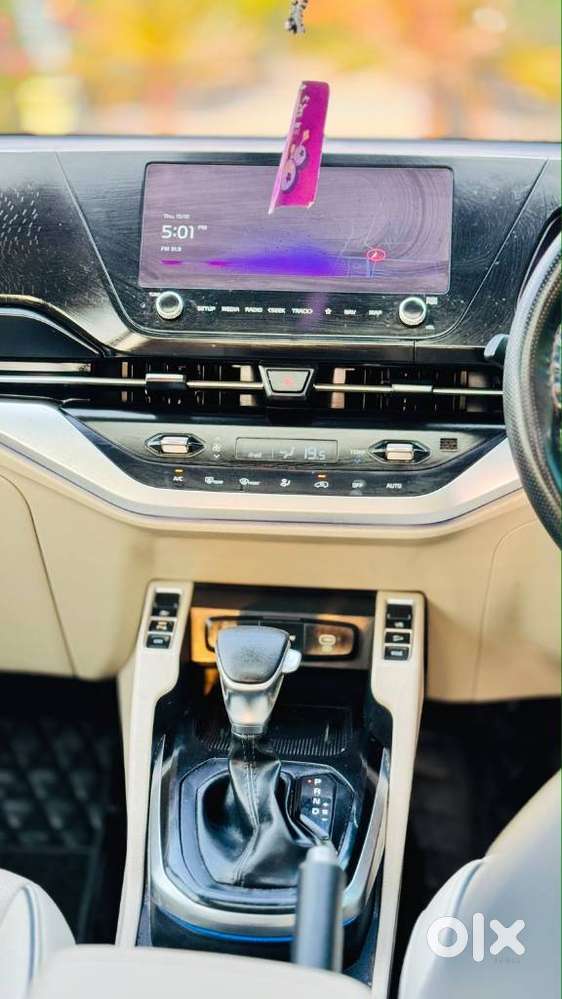 Kia Carens 1.5 Luxury Plus Diesel At 6 Str, 2022, Diesel