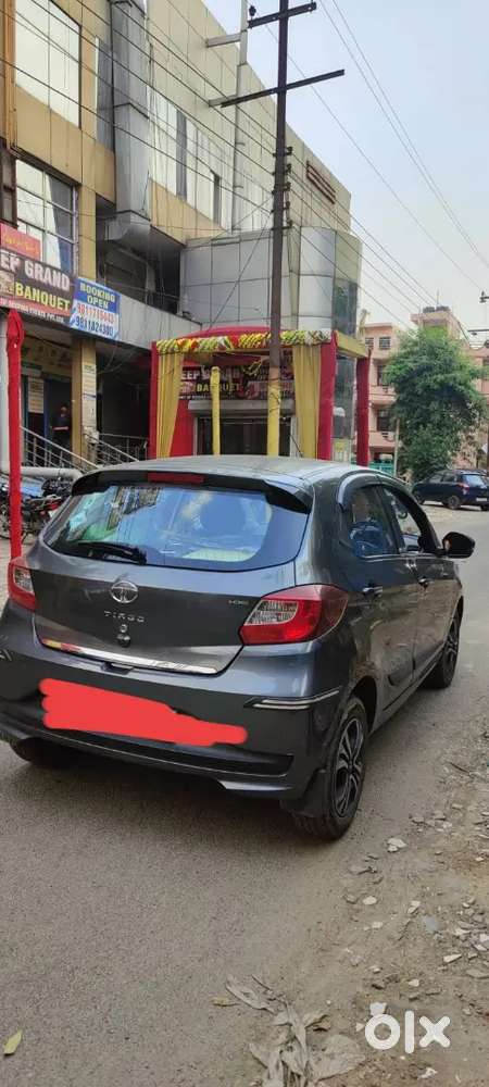 Well Maintained Car And New Tyres And No Scratches