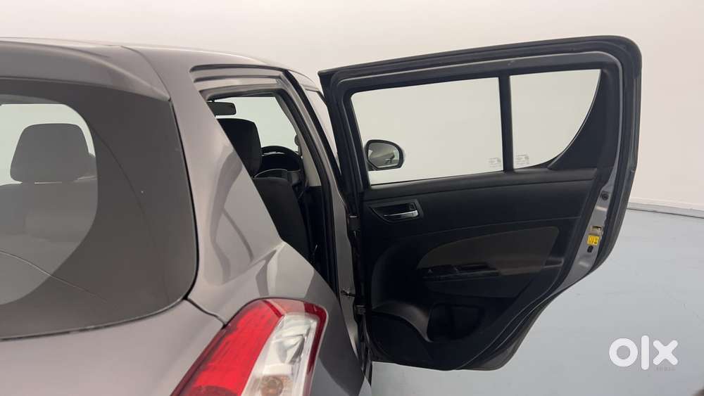 Maruti Suzuki Swift Vvt Vxi, 2015, Petrol