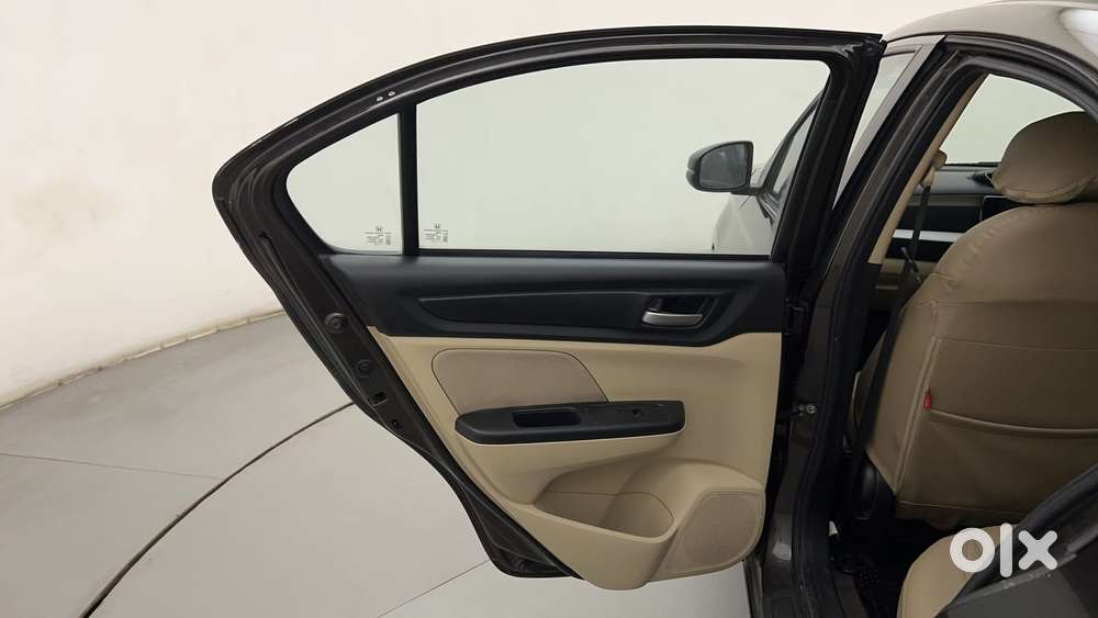 Honda Amaze Vx 1.2 Petrol Cvt, 2023, Petrol