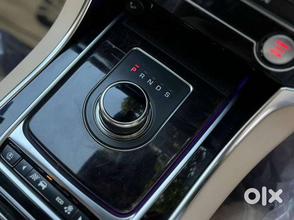 Jaguar Xf 2.0 Petrol Prestige, 2021, Petrol