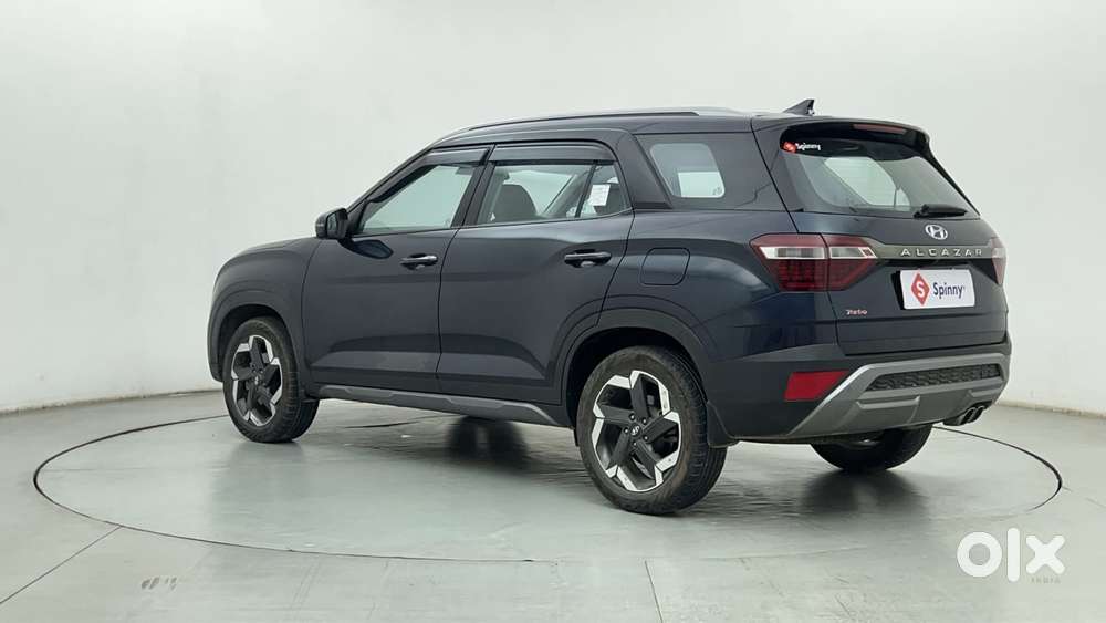 Hyundai Alcazar Platinum 7 Str 1.5 Turbo Petrol Adventure, 2023, Pet..