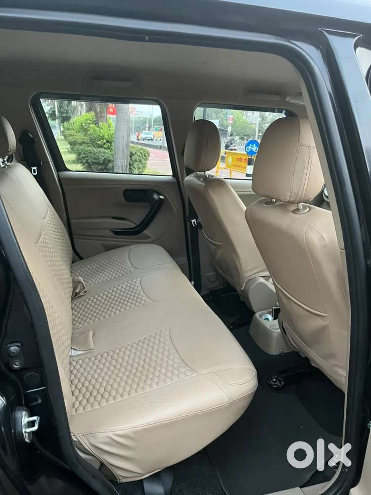 Mahindra Bolero Neo 1.5 N8, 2023, Diesel
