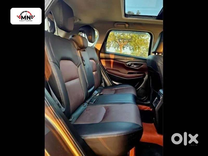Maruti Suzuki Grand Vitara 1.5 Alpha Smart Hybrid At, 2022, Petrol