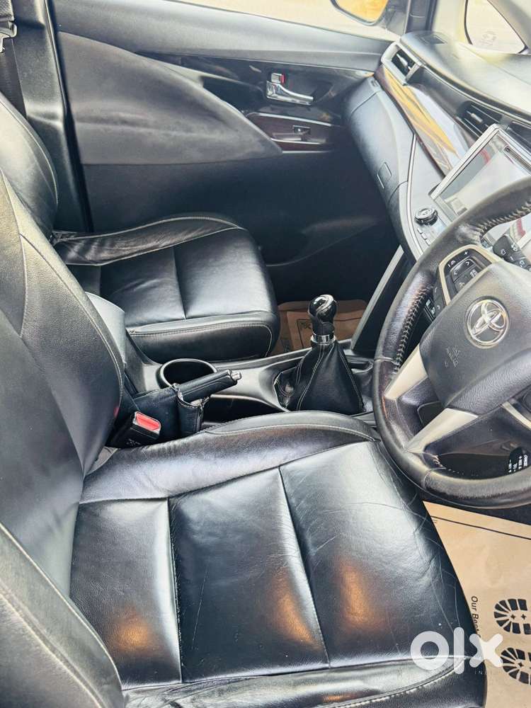 Toyota Innova Crysta Zx 2.4 Diesel 7 Seater, 2016, Diesel