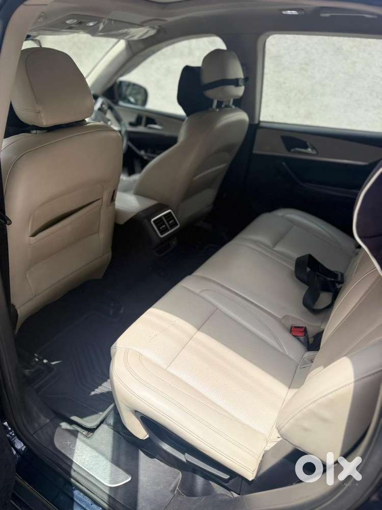 Mahindra Diesel Automatic 2023