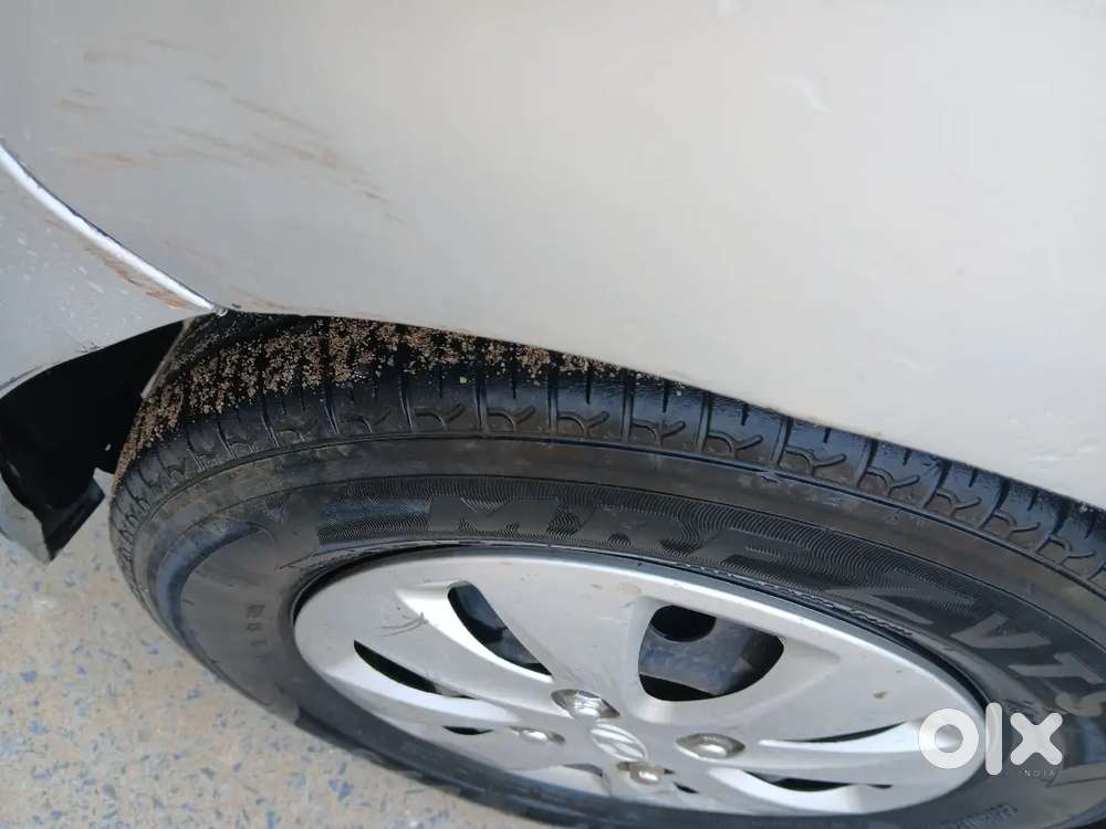 Very Good Condition Cng Car