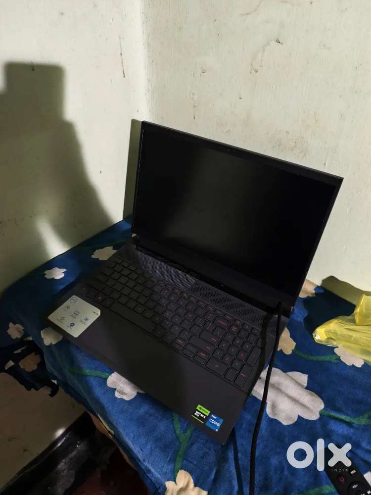 DELL G15 5530 16GB/1TB